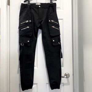 Faith Connection 
CLASSIC CARGO PANTS